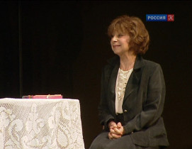 Вы знаете, раскрытые часы на столе - это роскошное зрелище, но даже две пары никогда не тикают в лад! Они постоянно гоняются друг за другом, это беспрерывное соревнование, беспрерывное соперничество, хотя всего - часы, не люди!